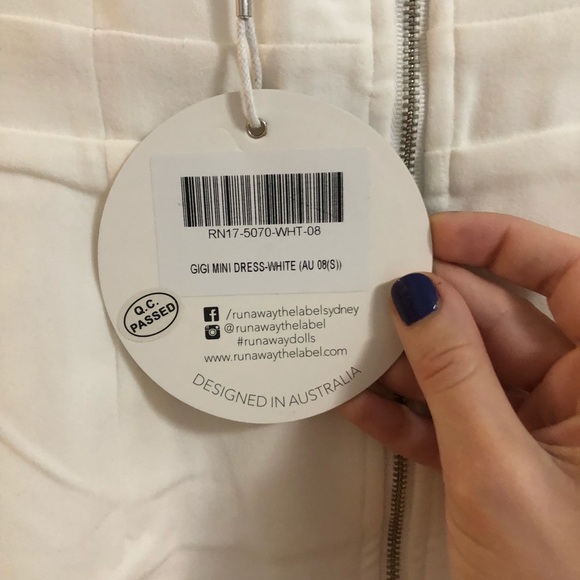 Runaway the label (Australian brand) Gigi dress - Picture 5 of 6